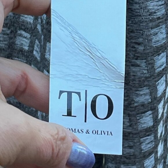 TO Thomas & Olivia Women's Top Long Tunic Silver Gray Long Sleeve Plus Size 3X - Picture 8 of 10